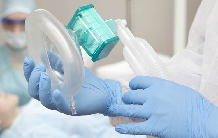 Oxygen therapy and ventilation devices
